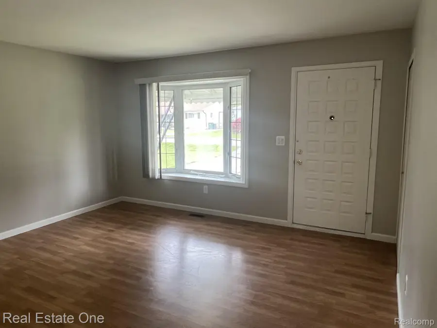 1092 Arthur Drive, Troy, MI 48083 - #3
