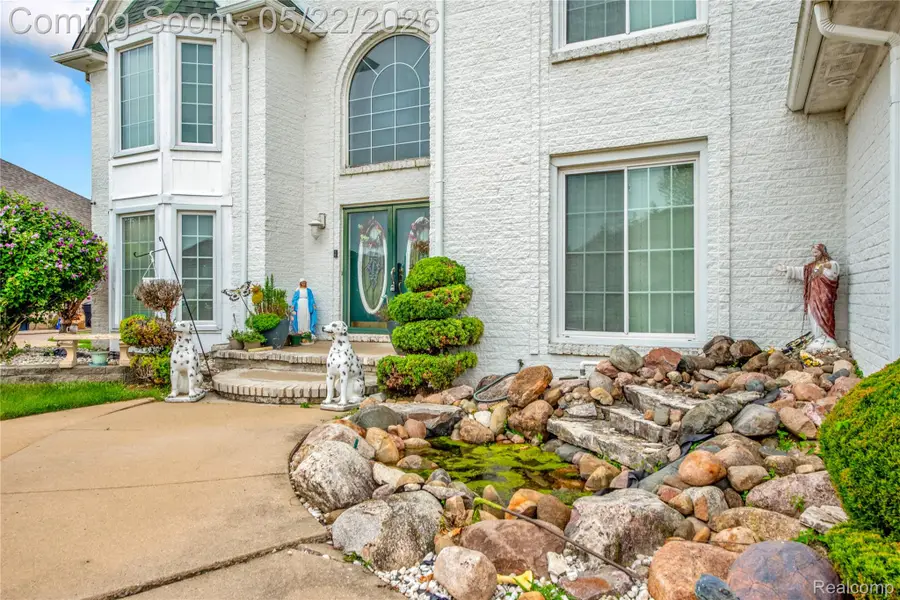 43468 Hoptree Drive, Sterling Heights, MI 48314 - #3