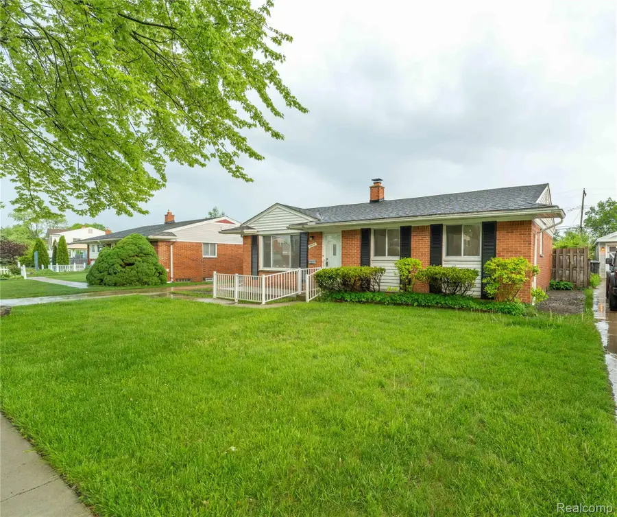 29643 Pickford Street, Livonia, MI 48152 - #2