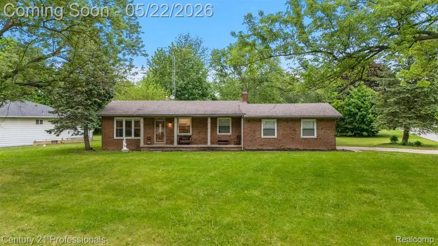 4255 Whispering Oak Drive, Flint, MI 48507 - #2