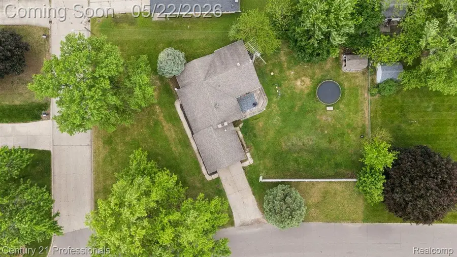 4255 Whispering Oak Drive, Flint, MI 48507 - #3