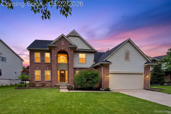 1427 Trailside Boulevard, Wixom, MI 48393