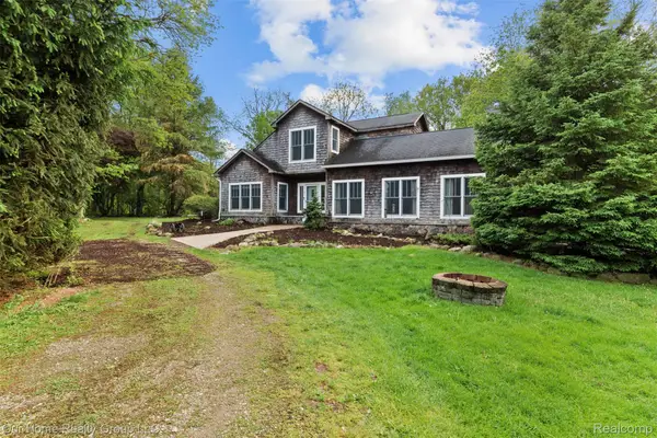 30761 Glenmuer Street, FarmingtonHills, MI 48334