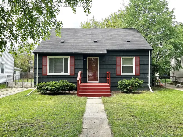 1534 Berrywood Lane, Flint, MI 48507
