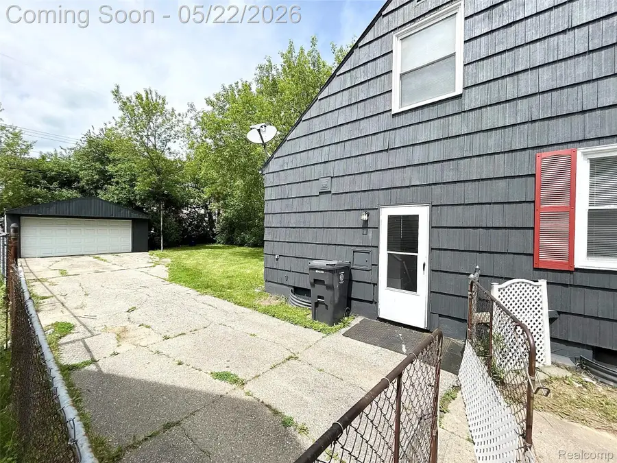 1534 Berrywood Lane, Flint, MI 48507 - #3