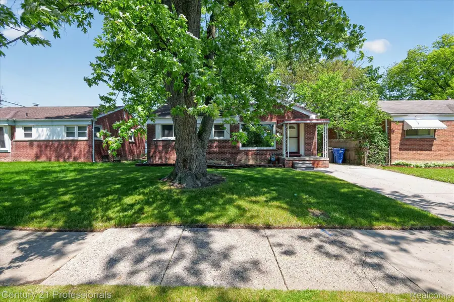 28688 Emerson Street, Inkster, MI 48141 - #3