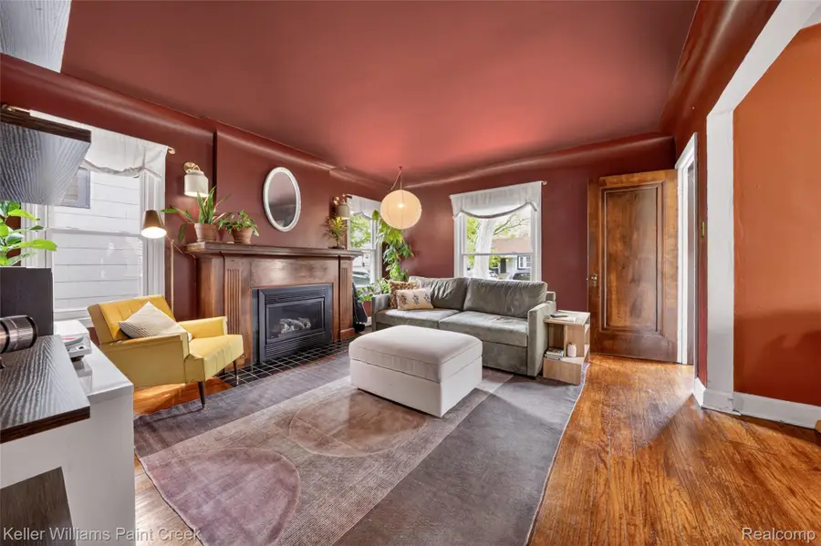 411 W Chesterfield Street W, Ferndale, MI 48220 - #3
