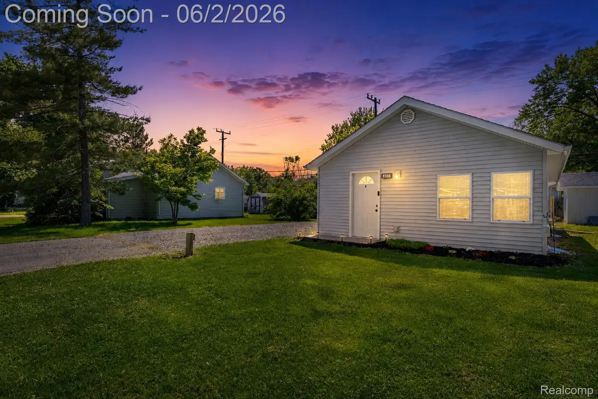 4333 Avenue E, Newport, MI 48166 - #1