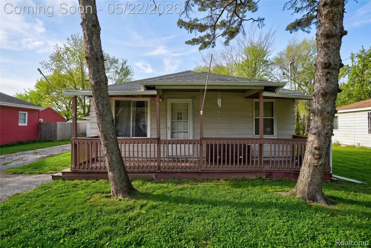 3385 N Genesee Road, Flint, MI 48506 - #1
