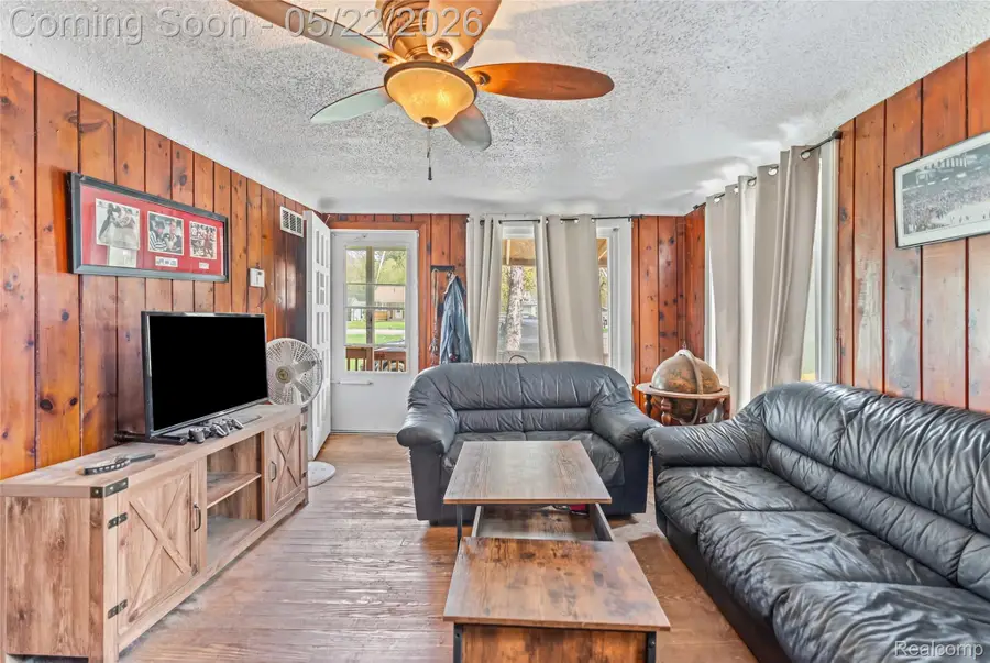 3385 N Genesee Road, Flint, MI 48506 - #2