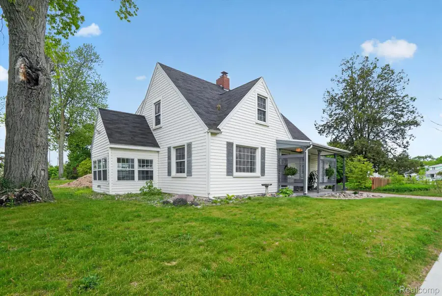338 Kensington Road, Lansing, MI 48910 - #2