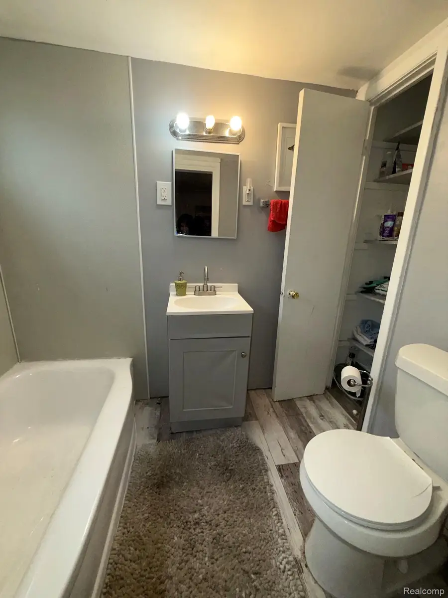 10400 Whittier Street, Detroit, MI 48224 - #3