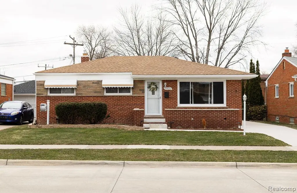 24636 Almond Avenue, Eastpointe, MI 48021 - #1