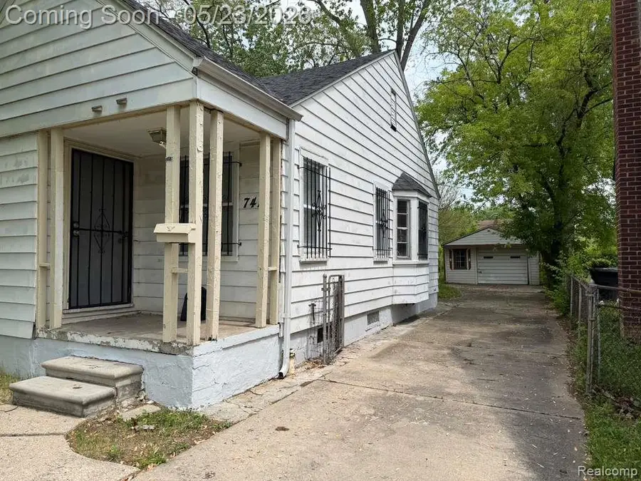 7416 Heyden Street, Detroit, MI 48228 - #2