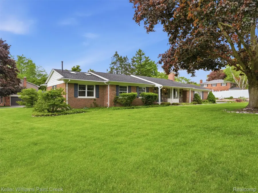 436 Broadleaf Drive, Rochester, MI 48306 - #3