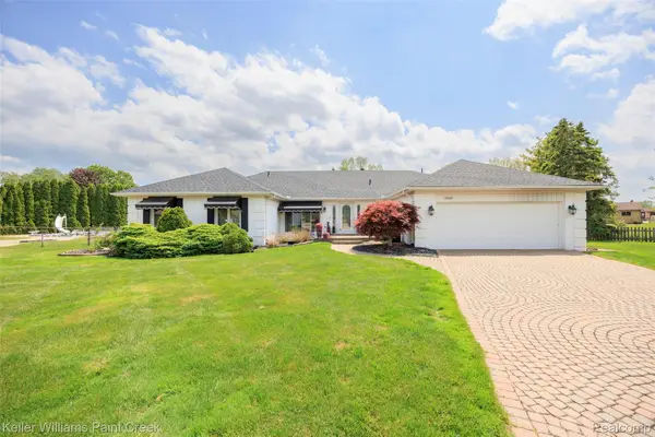 38880 Sahr Court, ClintonTownship, MI 48038