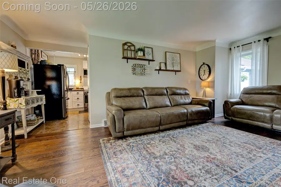 6394 Manson Drive, Waterford, MI 48329 - #3