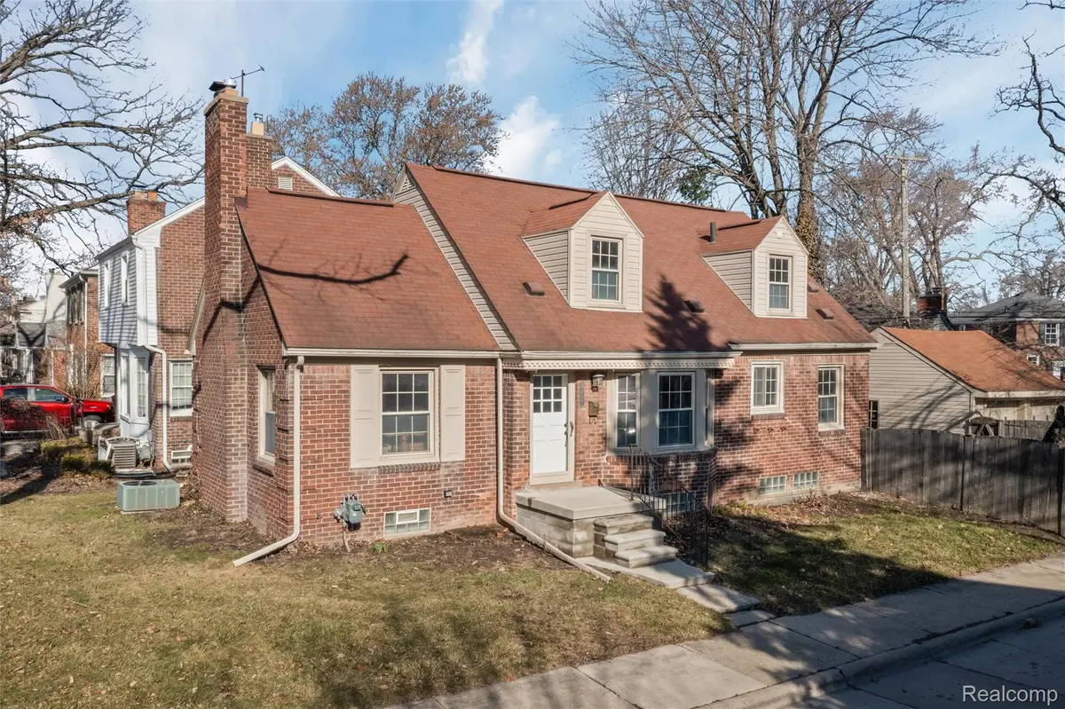 20701 Toles Lane, Grosse Pointe Woods, MI 48236 - #1