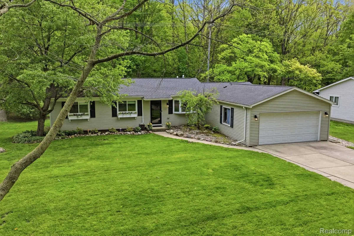 58032 Robroy Street, Washington, MI 48094 - #1