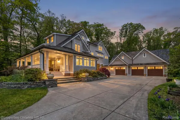 1041 Greentree Road, BloomfieldHills, MI 48304