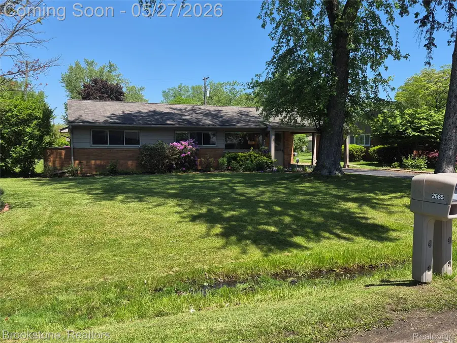 2664 Penna Drive, West Bloomfield, MI 48324 - #2