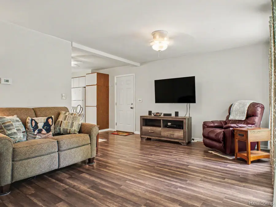 425 Rockingham Avenue, Alma, MI 48801 - #3