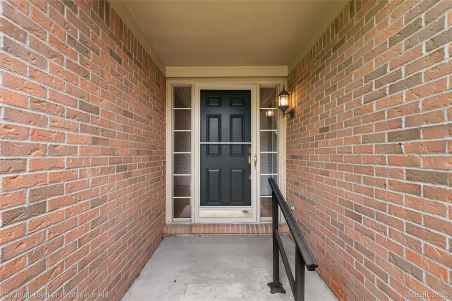 8178 Springdale Drive, White Lake, MI 48386 - #2