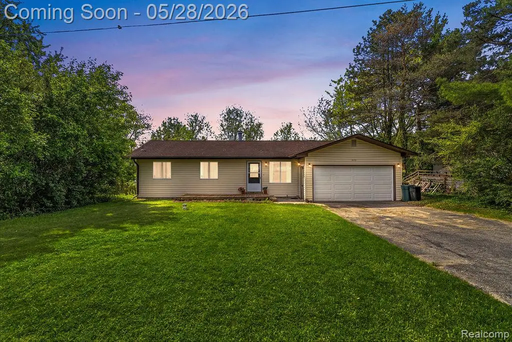 233 Peninsula Lake Drive, Highland, MI 48357 - #1