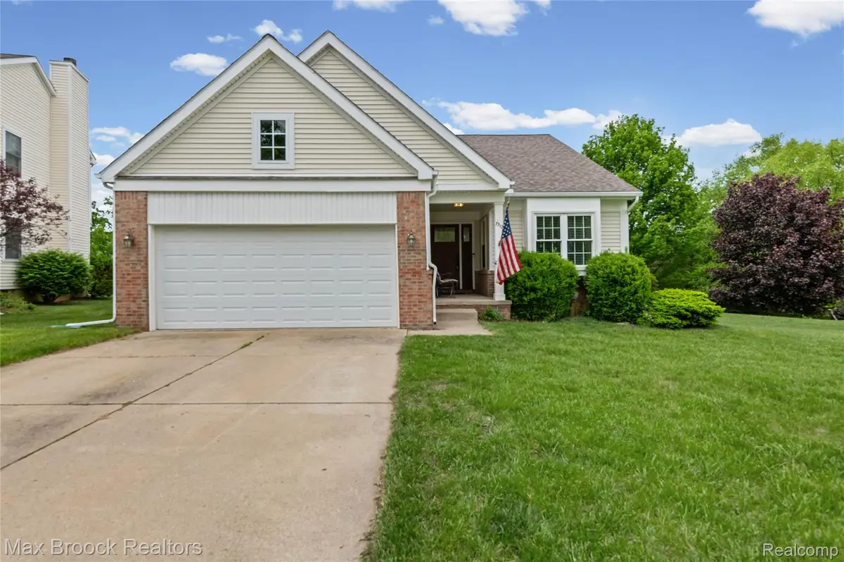 7512 Lake Street, Dexter, MI 48130 - #1