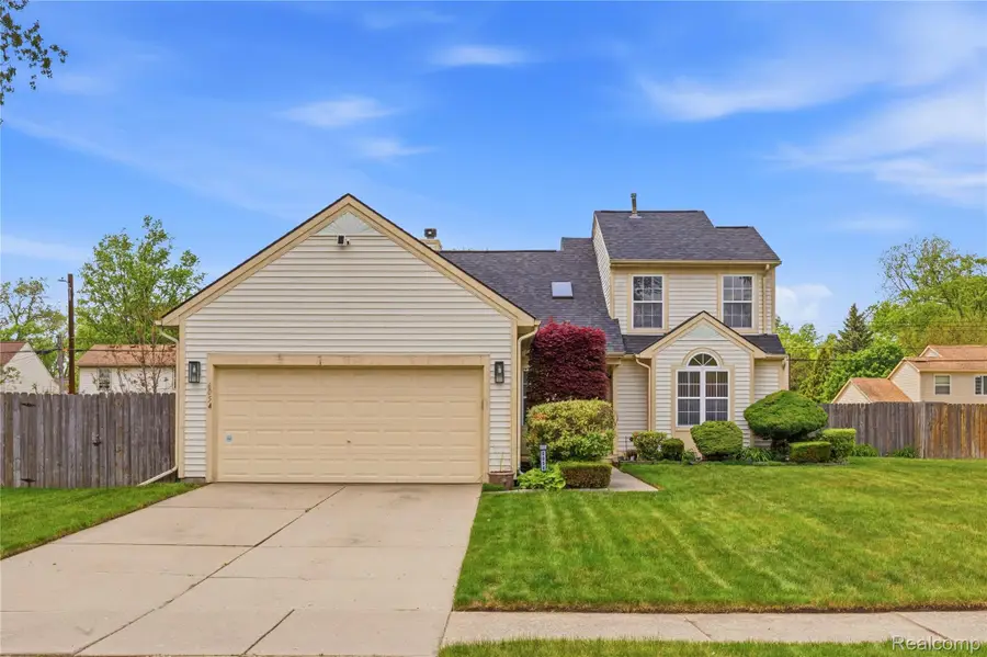 6054 Carnegie Street, Romulus, MI 48174 - #2
