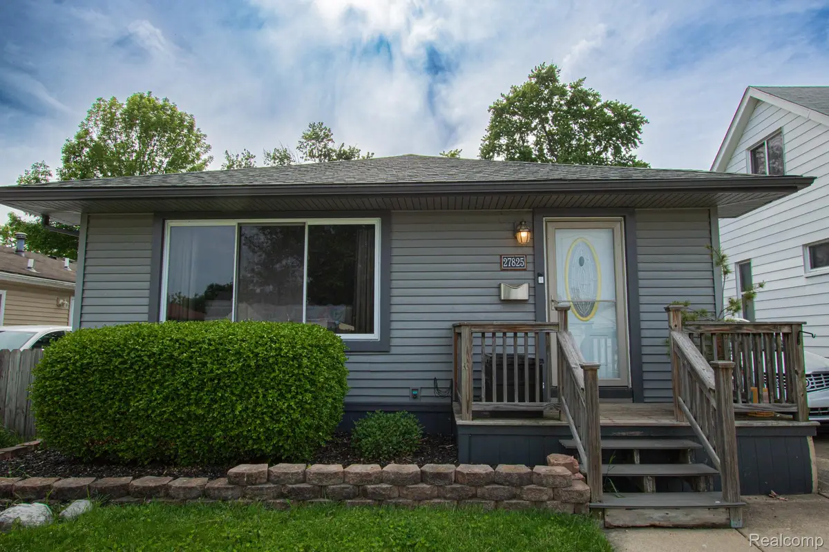 27825 Garfield Street, Roseville, MI 48066 - #1