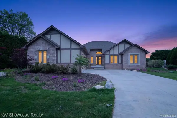 39995 Brylor Court, ClintonTownship, MI 48038