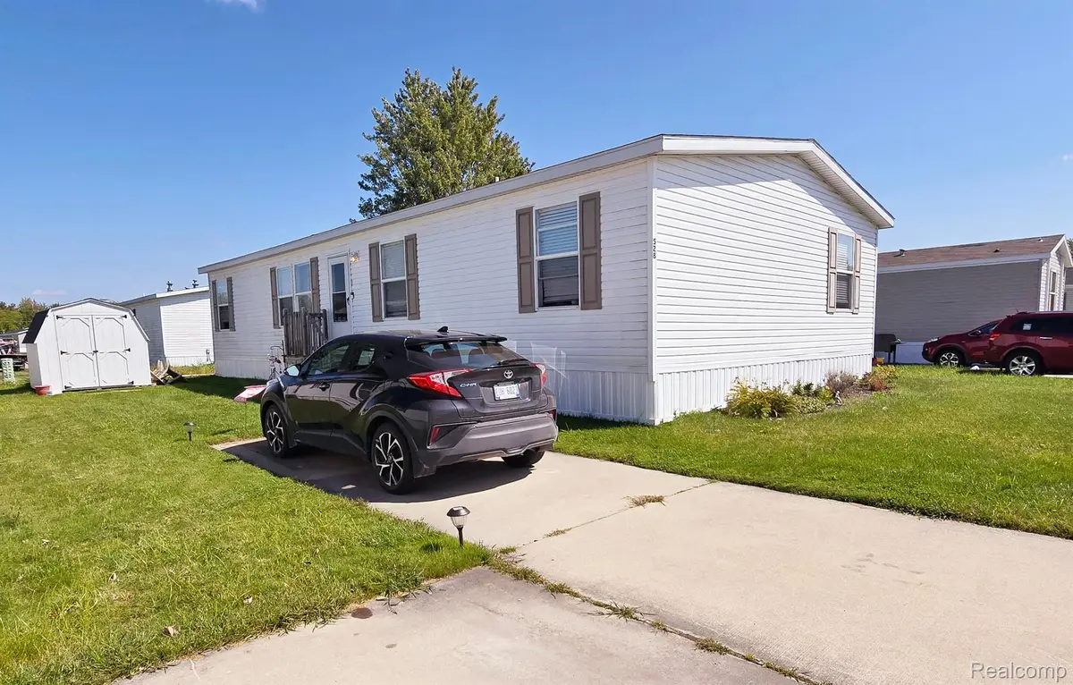 528 Elmwood Lane, Columbus, MI 48063 - #1