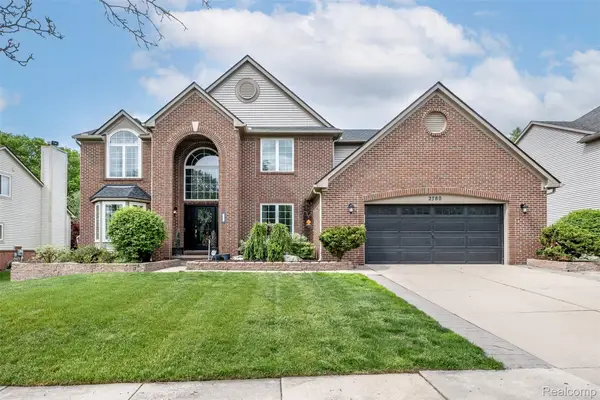2780 Ivy Hill Drive, CommerceTwp, MI 48382