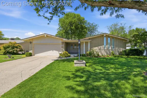 37807 Sarafina Drive, SterlingHeights, MI 48312