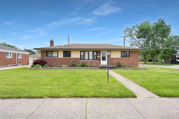 33395 Florence Street, GardenCity, MI 48135