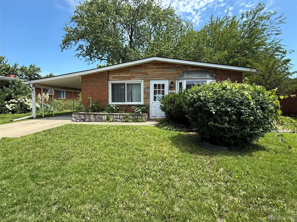 1765 Dulong Avenue, Madison Heights, MI 48071 - #1