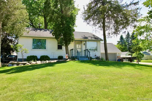 306 Tickner Street, Linden, MI 48451