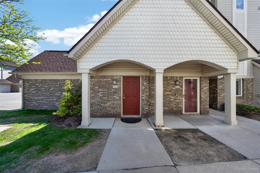 852 Brandon Avenue, Pontiac, MI 48340 - #2