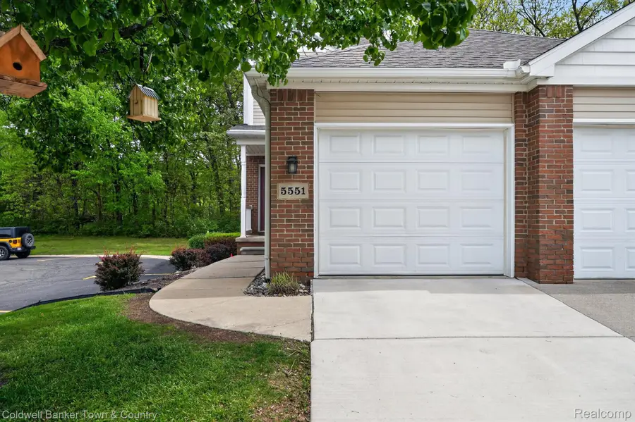 5551 Woodruff Shore Drive, Brighton, MI 48116 - #3