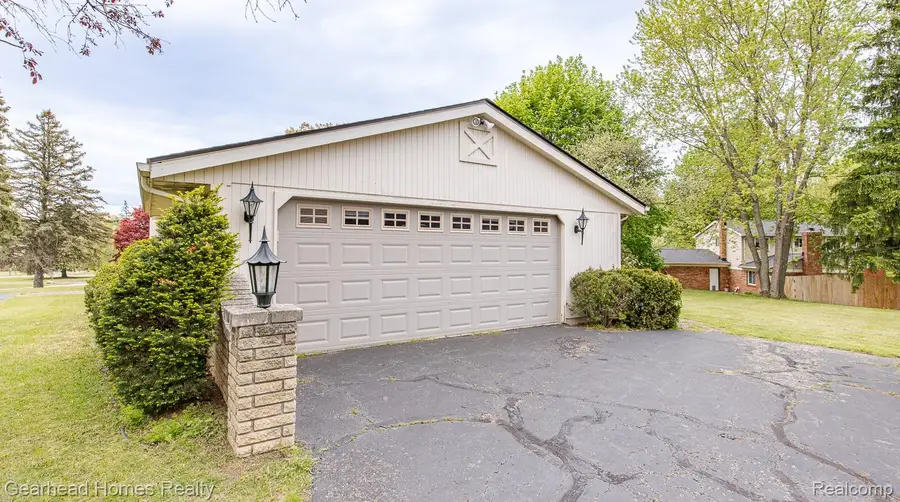 5453 Chanto Drive, Clarkston, MI 48346 - #2