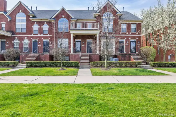 3214 Camden Drive #Unit 28, Troy, MI 48084