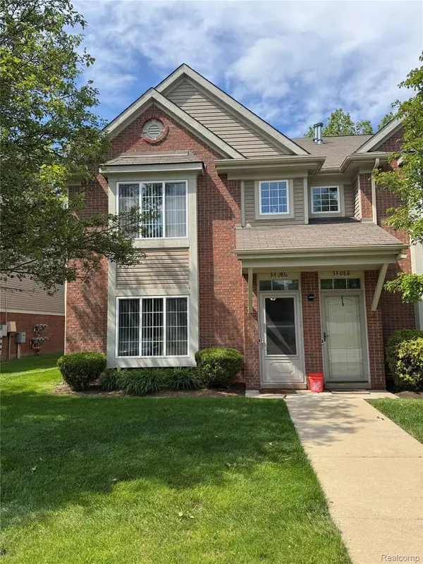 34086 Utica Road, Fraser, MI 48026