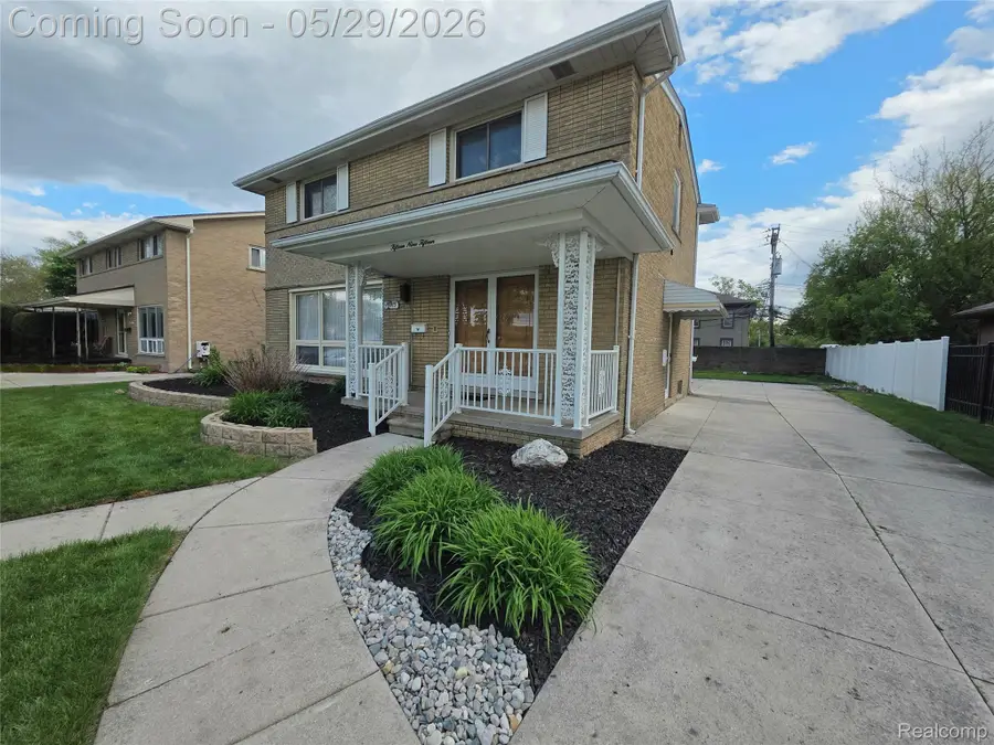 15915 Hilton Street, Southfield, MI 48075 - #2