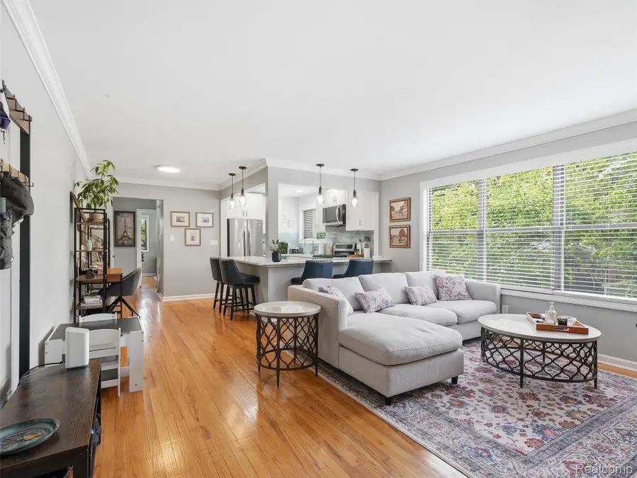 25707 Woodward Avenue, Royal Oak, MI 48067 - #2