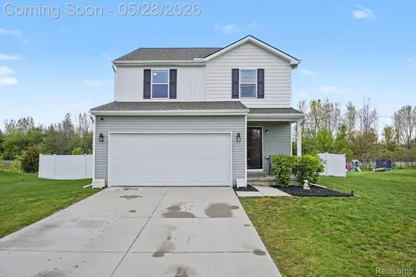434 Saddlebrook Drive, Linden, MI 48451