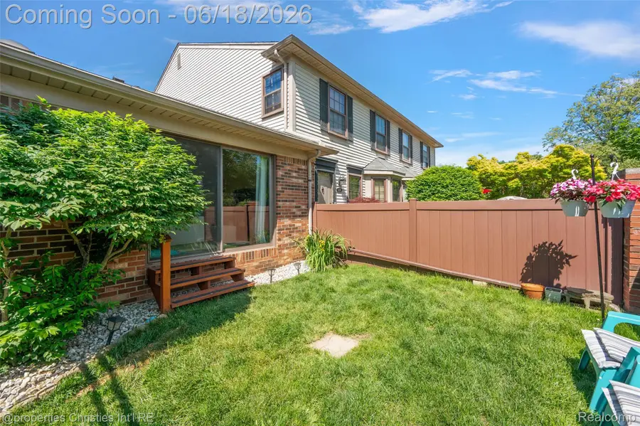 41374 Southwind Drive, Canton, MI 48188 - #3