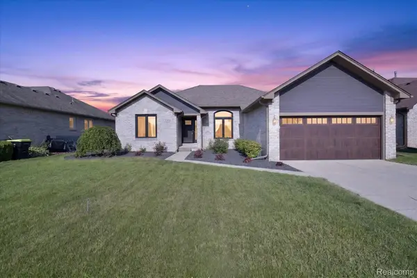 53293 Spurry Lane, NewBaltimore, MI 48051