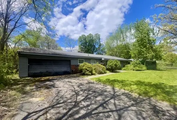 7166 Cottonwood Knoll, WestBloomfield, MI 48322