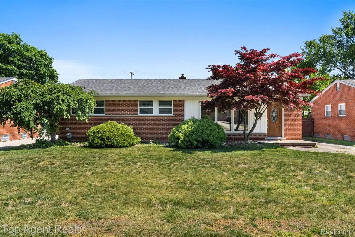 8908 Birkhill Drive, Sterling Heights, MI 48314 - #1